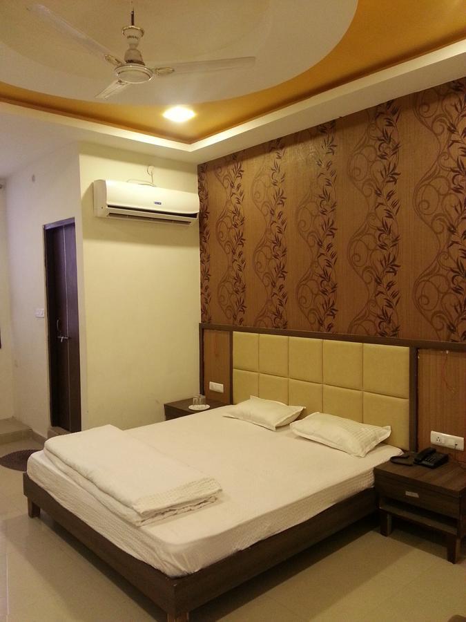 Sanskar Upvan بوبال المظهر الخارجي الصورة